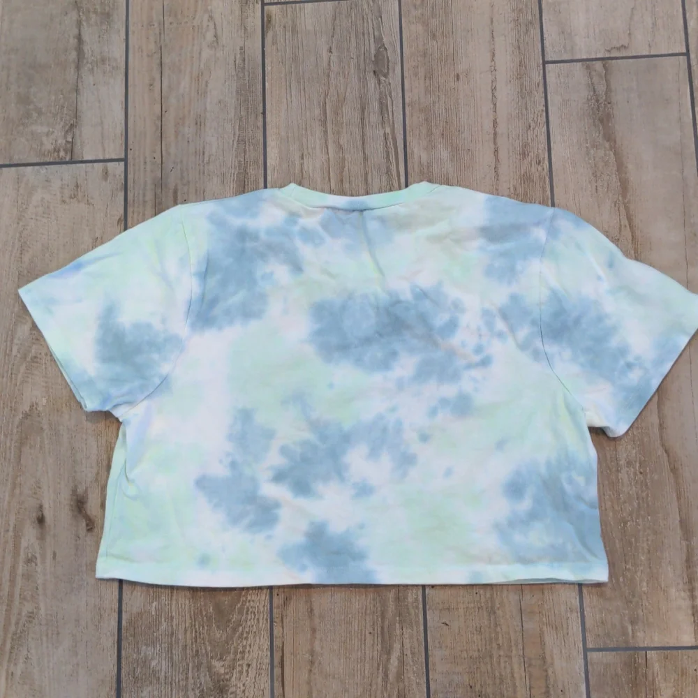 NWT Girls' RSQ Tie Dyed Cropped Tee and Matching Sweat Short Set